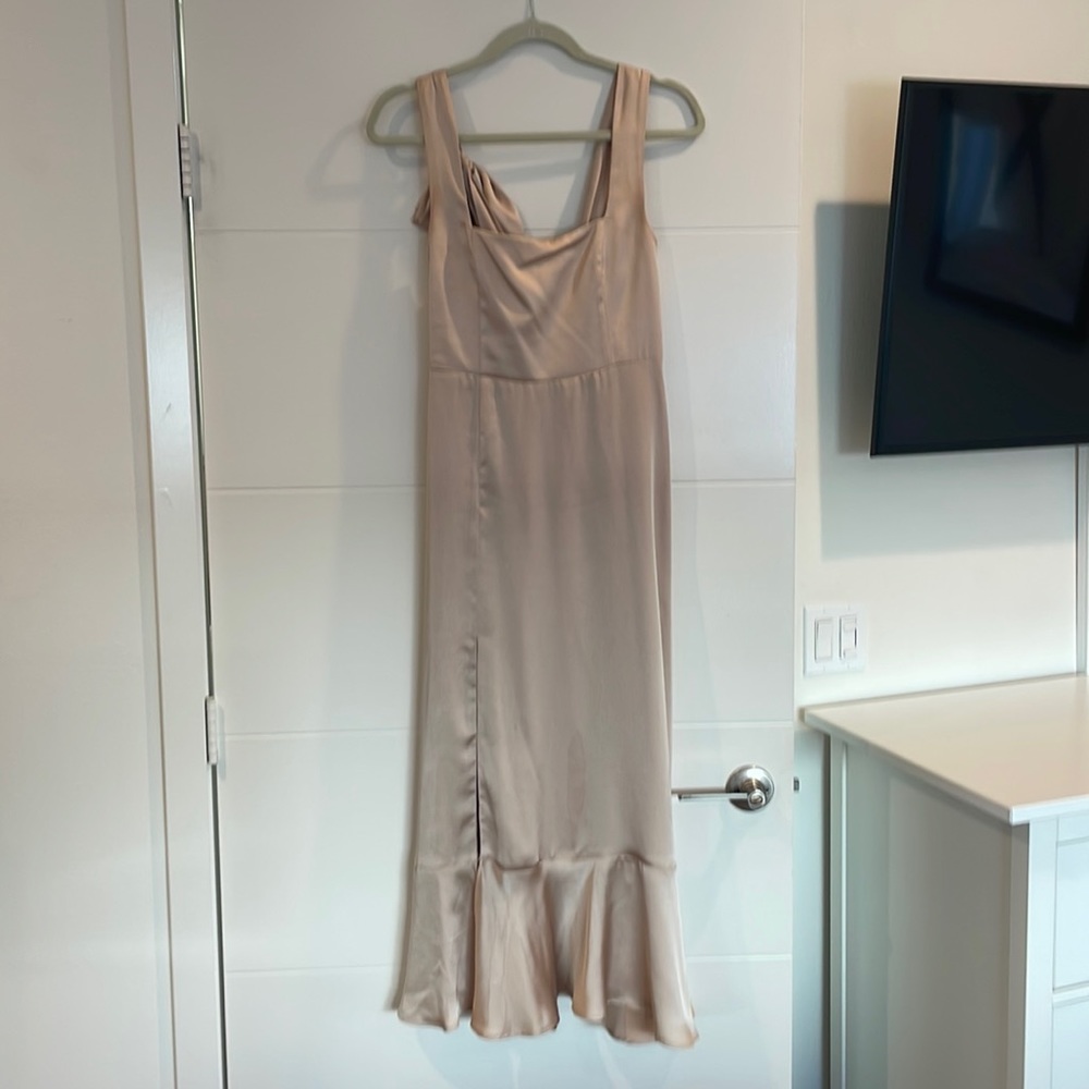 Show Me Your Mumu Claire Midi Bridesmaid Dress - Champagne Lux